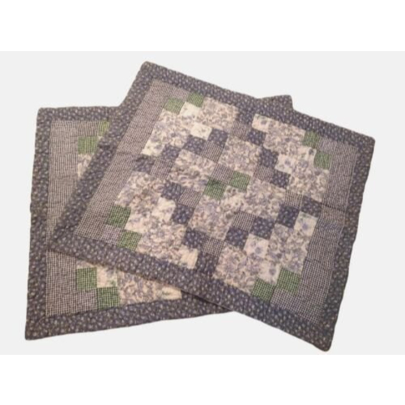 Hand Pieced Quilted Large Pillow 2 Sham Blue & White Floral Patchwork 24" x 30" - Picture 1 of 11